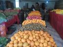بازار میوه میبد در آستانه شب یلدا/ تفاوت فاحش قیمتها از میدان تا مغازه