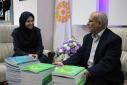 نویسنده میبدی 200 جلد از کتاب‌‌هایش را به کتابخانه‌های عمومی استان اهدا کرد